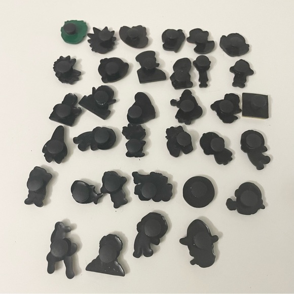 Croc Charms Lot of 34 Hello Kitty Jack Skellington Hulk Halloween SpongeBob - Picture 9 of 16